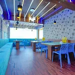 Fabhotel New Kolkata Residency Inn - Nr Axis Mall