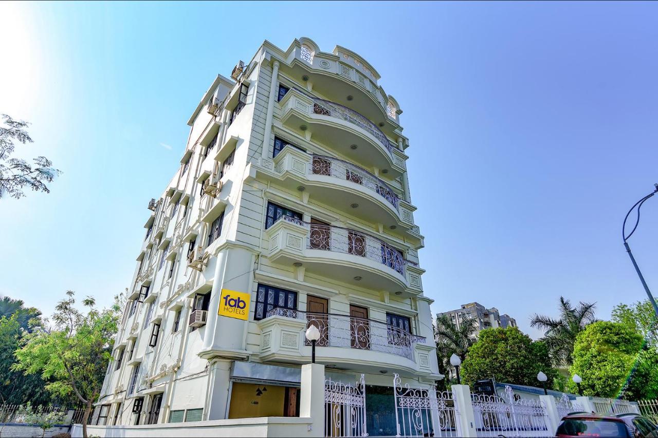 Fabhotel New Residency - Nr Axis Mall