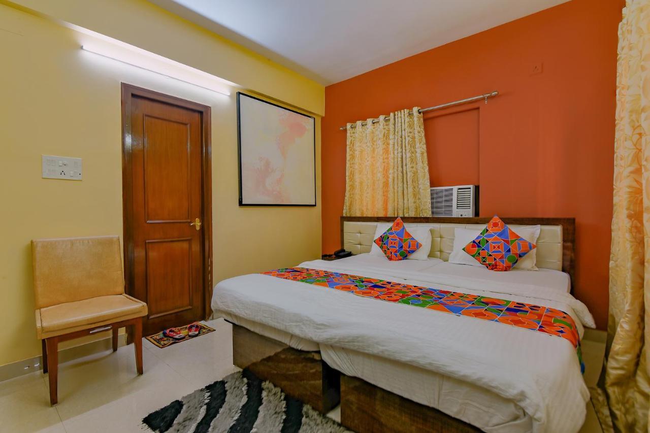 Fabhotel New Residency - Nr Axis Mall Hotel