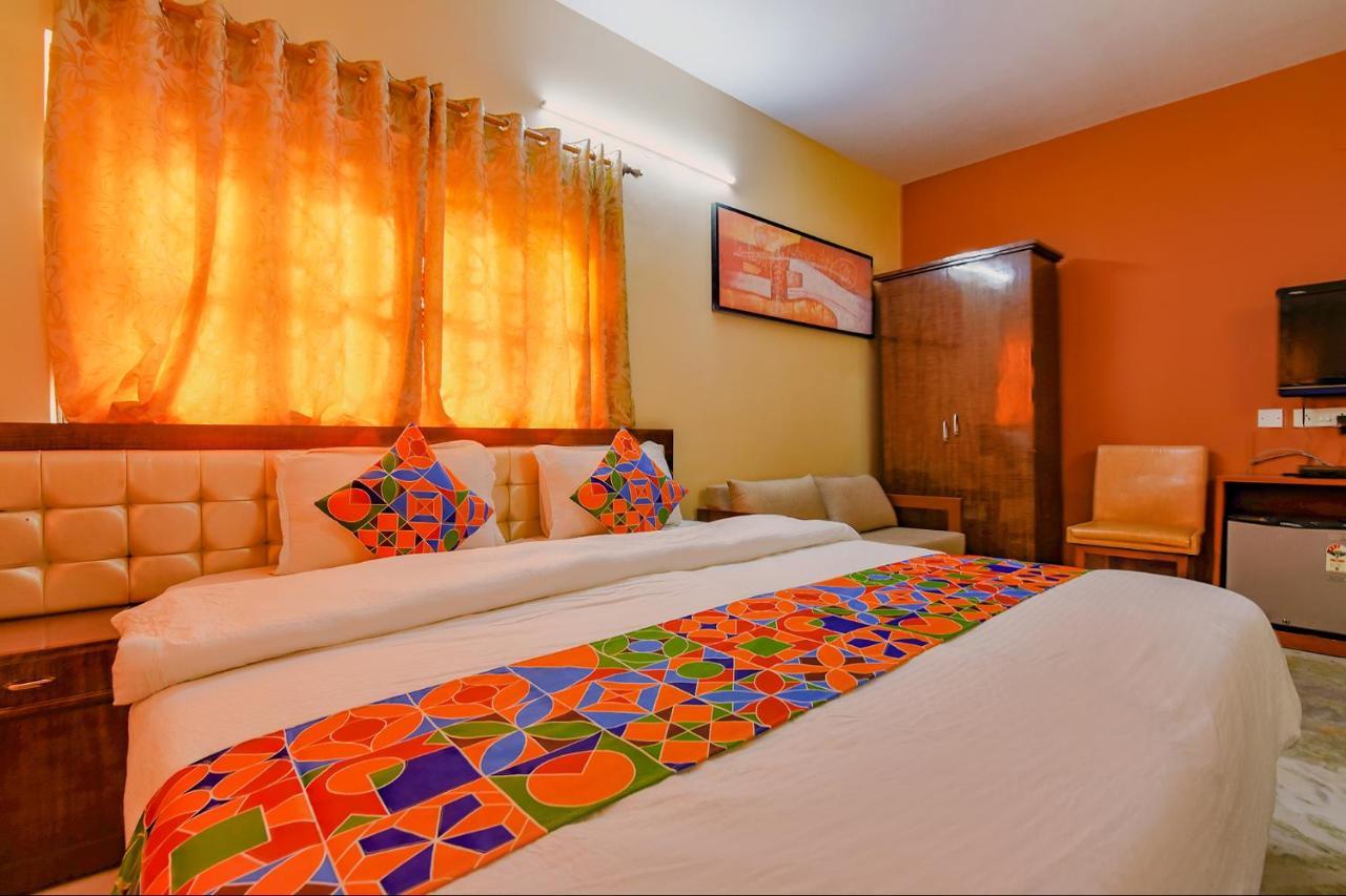 Hotel Fabhotel New Residency - Nr Axis Mall 3*