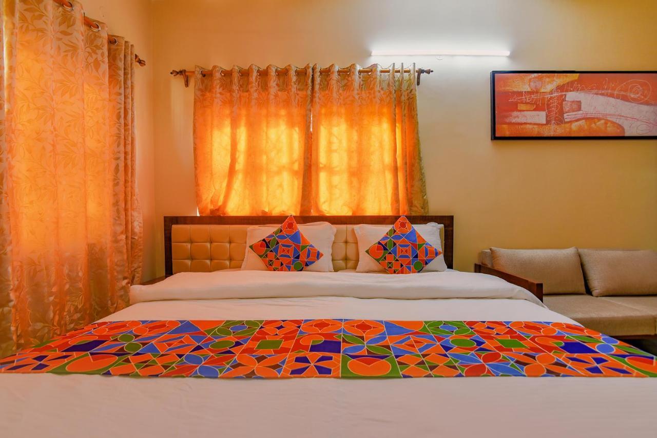 Hotel Fabhotel New Residency - Nr Axis Mall 3*