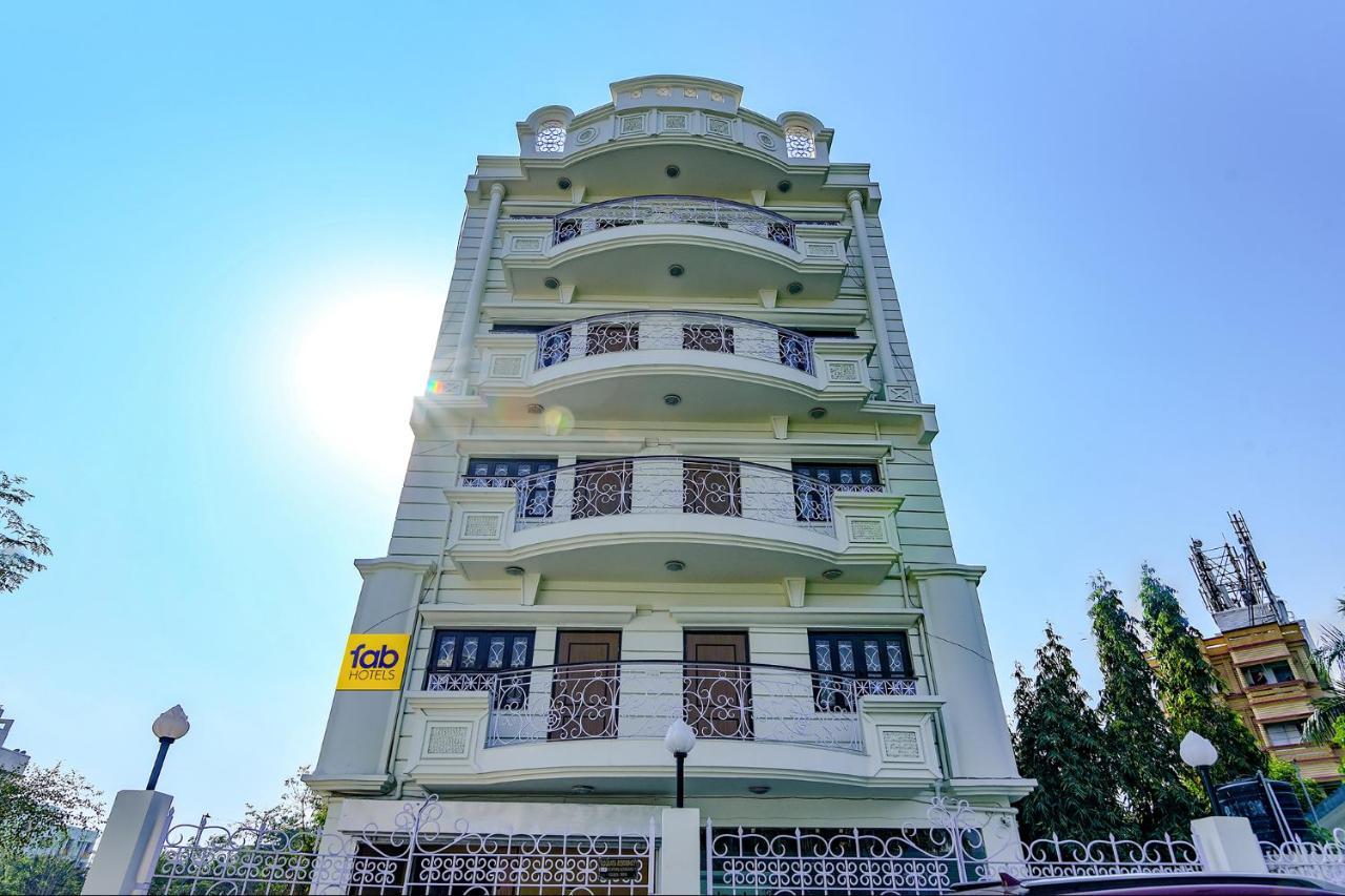 Fabhotel New Residency - Nr Axis Mall