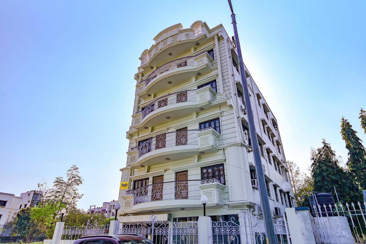 Hotel Fabhotel New Residency - Nr Axis Mall 3*